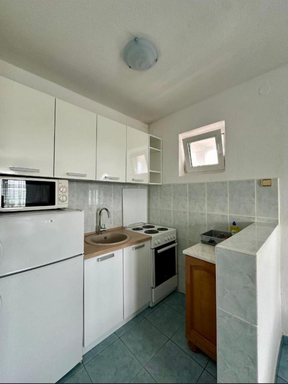 Maki Apartments - Plavi Horizonti Beach Tivat Eksteriør bilde