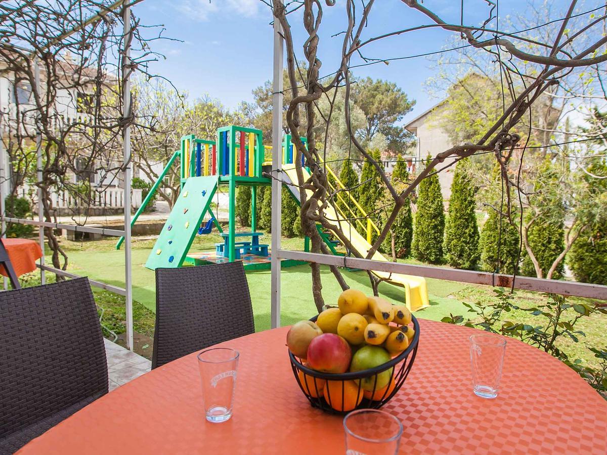 Maki Apartments - Plavi Horizonti Beach Tivat Eksteriør bilde