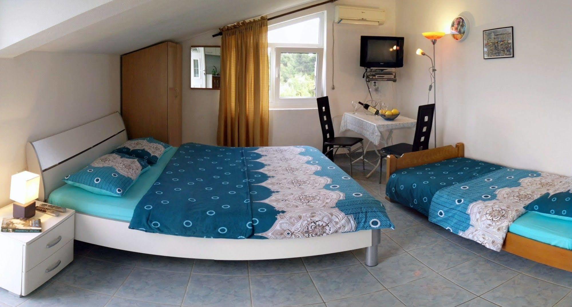 Maki Apartments - Plavi Horizonti Beach Tivat Eksteriør bilde